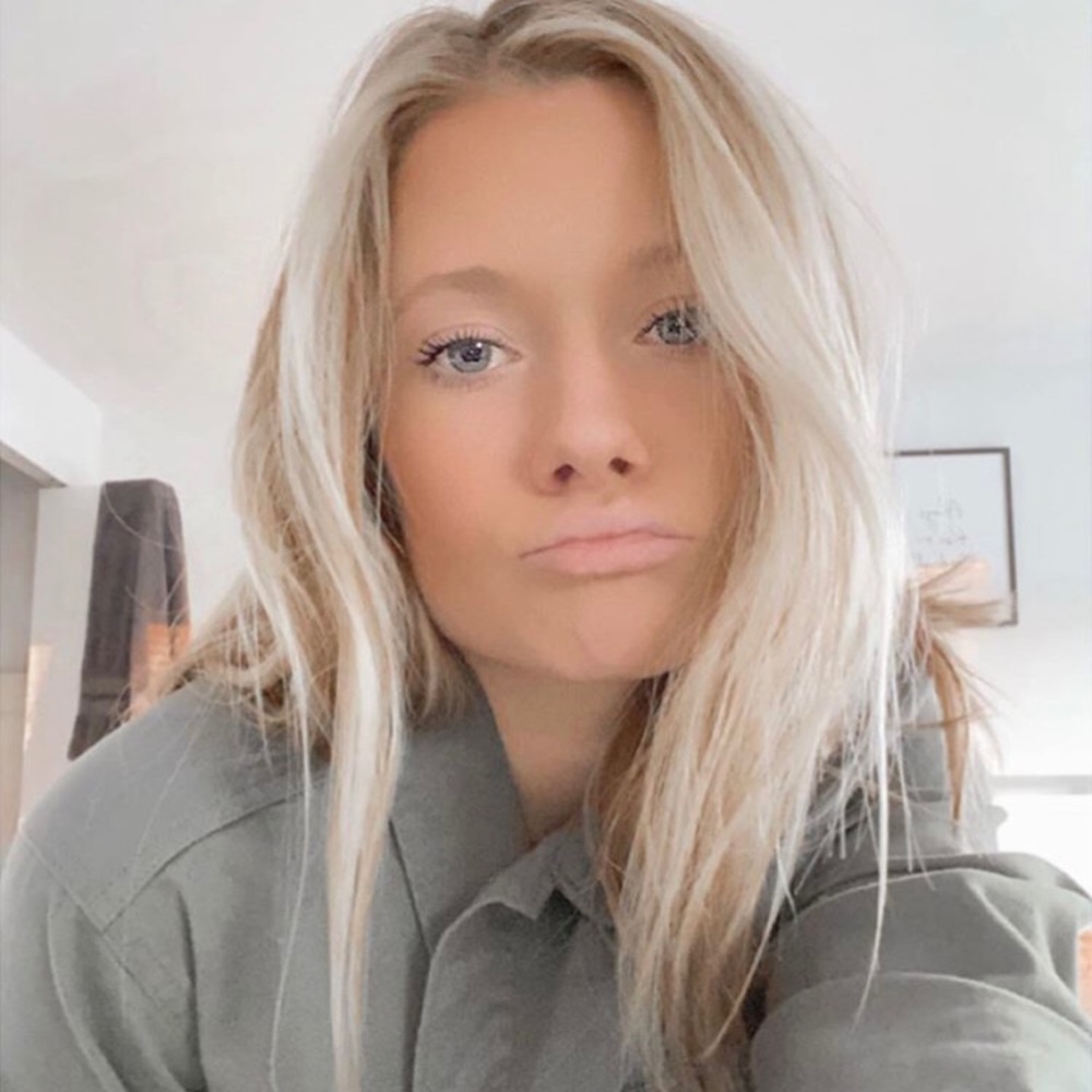 Meet your Posher, Melissa